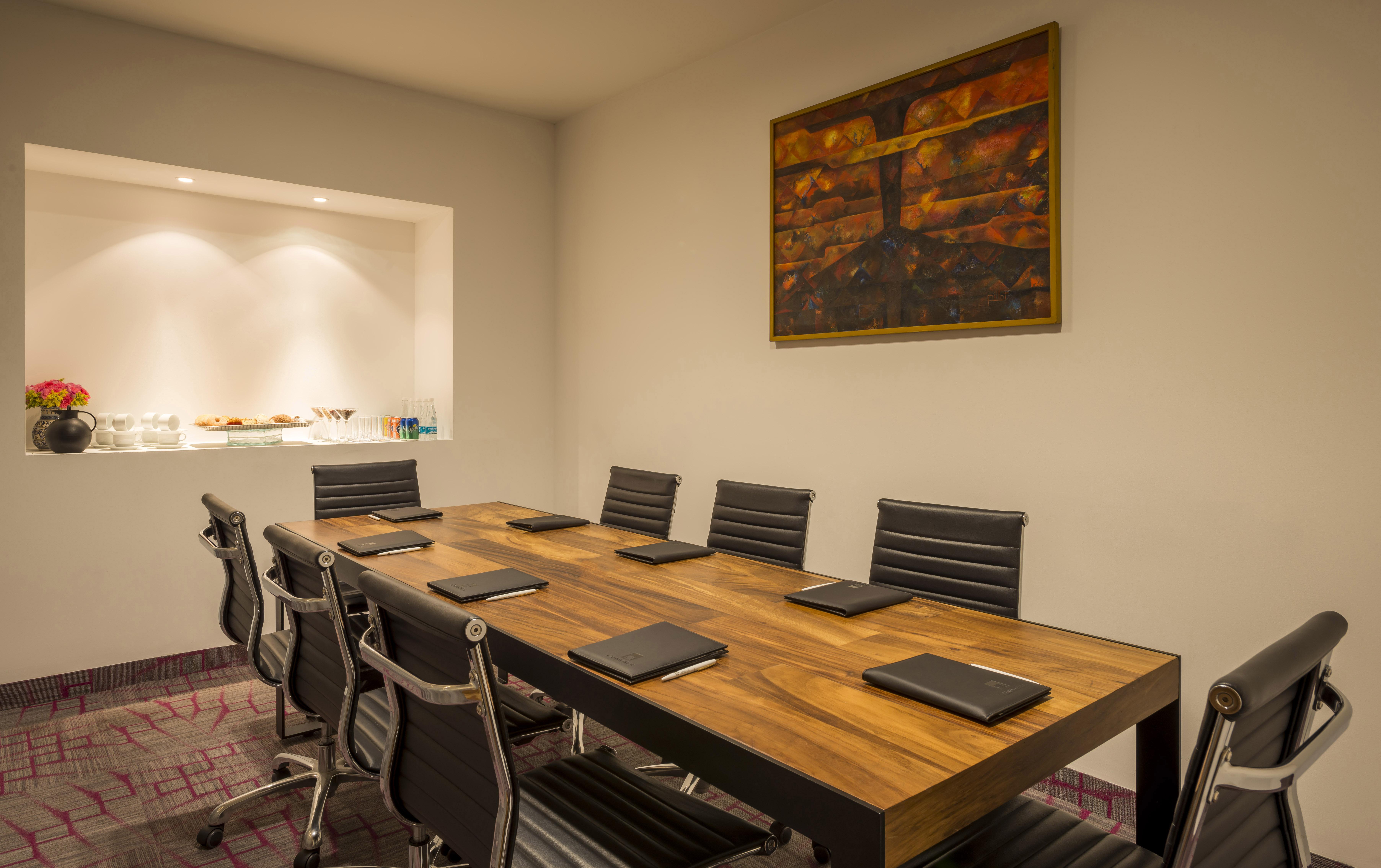 Отель Camino Real Puebla Angelopolis Экстерьер фото Boardroom at the London office